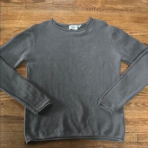 Never Loose Hedge  Gray Sweater